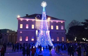 A Loano un albero di Natale da 30 mila led: tutti gli eventi