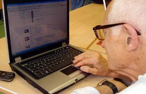 Clickeasy: pc e smartphone senza più segreti per over 65 genovesi. Posti esauriti