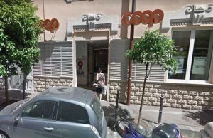 Marocchino ruba alla Coop e minaccia con un coltello il vigilante