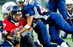 Via Prè, resistenza a pubblico ufficiale e lesioni: campionessa football americano nei guai