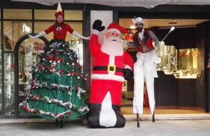 San Vincenzo e via Venti, De Ferrari e Caricamento: domani parate acrobati e trampolieri