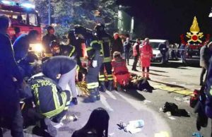 Tragedia Corinaldo, ha 15 anni il ragazzo fermato: indagini a tutto campo