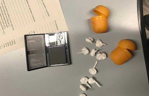 Loano, pusher marocchino nascondeva droga negli ovetti: arrestato dalla Municipale