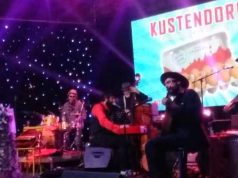 Ovunque proteggi: Vinicio Capossela commuove al Kustendorf