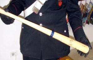 Paura a Sanremo: maxi rissa fra bande di turchi a colpi di mazza da baseball