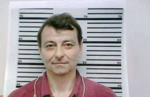 Catturato pluriomicida Cesare Battisti. Bolsonaro jr. a Salvini: regalino in arrivo