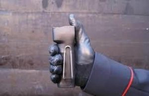 Via Prè, africano spaccia eroina e aggredisce carabinieri: arrestato con spray urticante