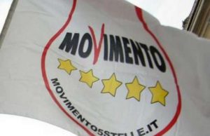 Bimba nigeriana definita ligure da Toti, M5S attacca il leghista Edoardo Rixi