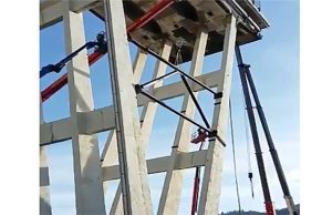 Lavori Ponte Morandi proseguono: lunedì prove di carico pila 8 e 9 | Video