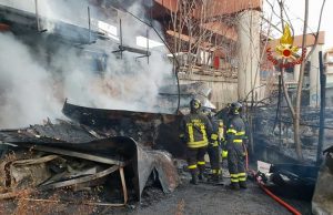 Tragedia Cornigliano, morto carbonizzato era 59enne disoccupato da 10 anni