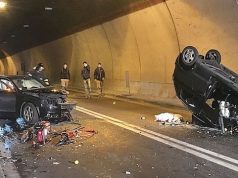 Scontro frontale tra 2 auto in galleria Col di Nava. Morta una 90enne, due feriti gravi