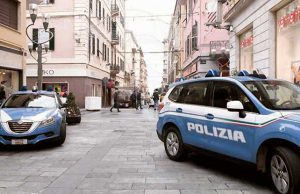 Sanremo, padre spara al figlio: è caccia all’uomo | Aggiornamento Sanremo, padre spara al figlio: è caccia all’uomo