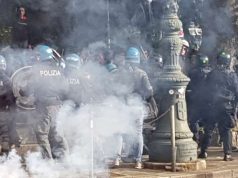 Scontri Corvetto, giornalista di Repubblica picchiato da agenti: condannati in via definitiva Giornalista picchiato a Genova: Cassazione annulla sentenza