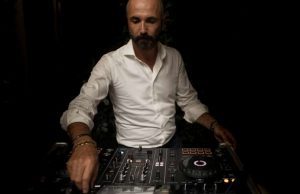 Festa in spiaggia anni ’80 a Priaruggia con il dj Fabrizio Valenza