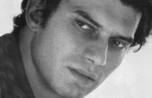 Luigi Tenco. Una targa in suo onore a Boccadasse.