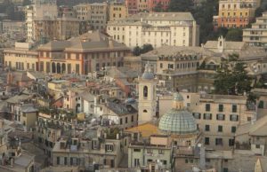 A Ferragosto in visita a Genova. Punti di vista in città