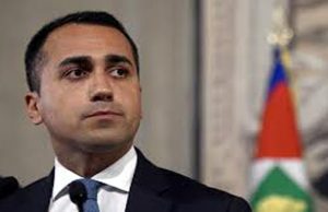 Genova, bimba sottratta al papà da diplomatica ecuadoriana: appello a Di Maio Di Maio: Espulsi 30 diplomatici russi per motivi di sicurezza nazionale