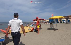 L’Operazione Mare Sicuro della guardia costiera restituisce oltre 90.000 mq di spiaggia | Video