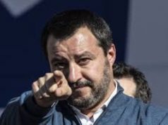 Appena sbarcato violenta bimba. Salvini: bravi, aprite i porti e accogliete ‘sta gentaglia
