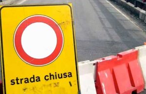 Frana a Capo Noli: Aurelia chiusa Massi sulla strada, chiusa l'Aurelia tra Noli e Finale: rischio caos in A10