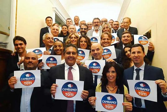 Costituito Cambiamo!: ha 5 deputati e 4 senatori