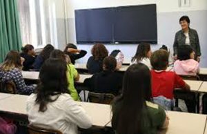 Purificatori d’aria usati contro il Covid nelle aule scolastiche Purificatori d’aria usati contro il Covid nelle aule scolastiche