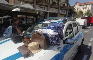 Alassio, maxi sequestro di merce contraffatta