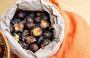 Tutto pronto per la sagra della caldarrosta a Buggio di Pigna