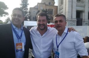Salvini come Moro su fb, Toti: solidarietà a Matteo, odio e violenza inaccettabili