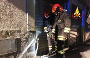 Fuga di gas nella notte a Genova in via Piacenza Fuga di gas nella notte a Genova in via Piacenza