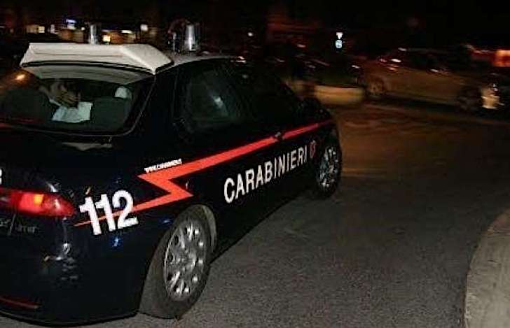 Sori, tenta di uccidere la compagna: arrestato dai carabinieri