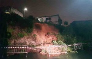 Maltempo, le problematiche ad Alassio: smottamento e mareggiata