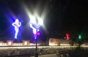 Le opere di Marco Lodola illuminano il Natale di Alassio