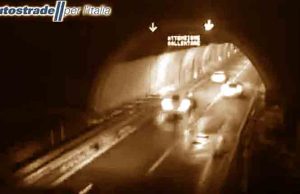 A10 traffico regolare, nel pomeriggio fino a 9 km di coda
