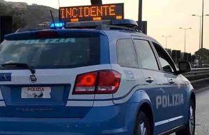 A7, camion contro muro: autista illeso. Code da Busalla a Bolzaneto Autostrada A7, 14 km di coda per incidente nel tratto Bolzaneto-Busalla