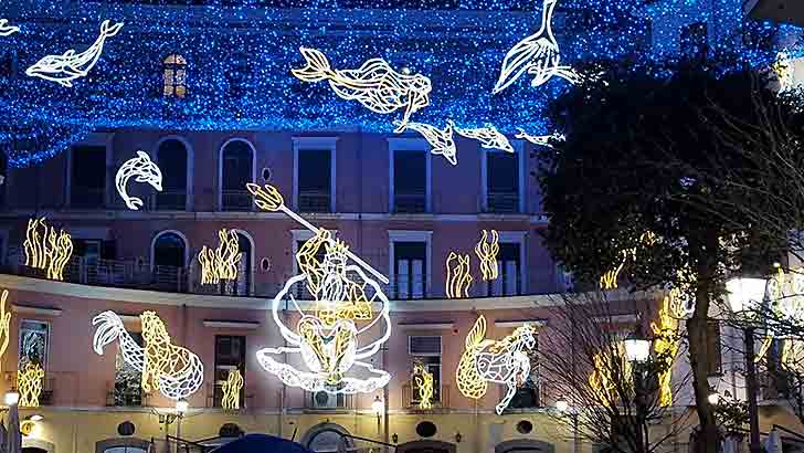 Luci Di Natale Salerno.Iren Accende Il Natale Di Torino Genova E Salerno Con Luci D Artista