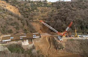 Proseguono lavori viadotto A6 Madonna del Monte: varato impalcato