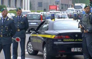 Arrestato per violenza sessuale ex pr di Alassio Trovato dalla GdF con 15 chili di coca nel borsone, albanese arrestato