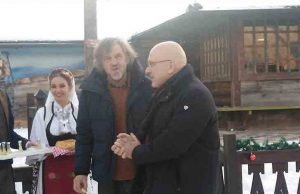 Kustendorf. Cerimonia inaugurale calda ed accogliente