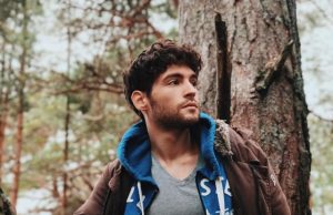 Matteo Faustini vince il premio Lunezia per Sanremo