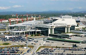 Le autostrade ti stressano? Quando vai a Malpensa prova ParkVia