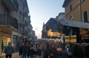 A Sarzana il mercatino di Forte dei Marmi per l’8 marzo