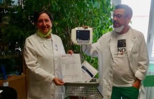 I Lions donano un laringoscopio all’ospedale di Savona