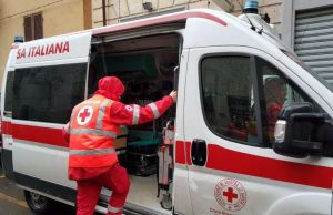 Equipaggio Croce Rossa interviene per una crisi cardiaca e salva neonato