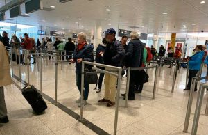 Emergenza Cov-19 | Aeroporto di Monaco: tutti vicini e senza mascherina
