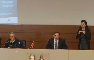 Covid-19 | Sono 7985 i positivi, 1.598 in più di ieri. Decessi 463