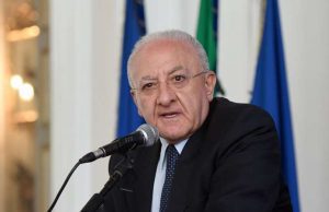 De Luca: per far rispettare le regole a Napoli e in Campania arrivano le Forze Armate