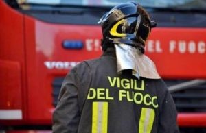 Oregina, quadro elettrico a fuoco: madre e figlie intossicate dal fumo