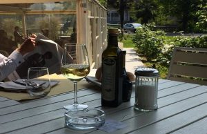 E domani in Calabria riaprono bar e ristoranti con tavoli all’aperto