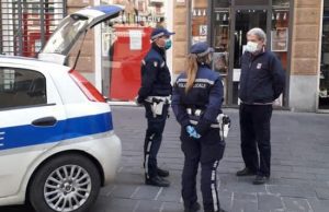 A Genova obbligo mascherine anche all’aperto, Bucci: pronti a estenderlo sempre e ovunque